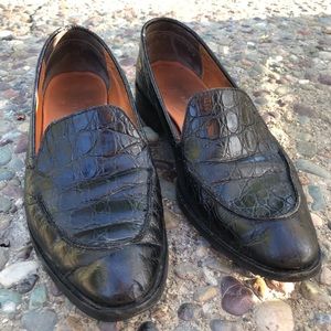 Black croc style Italian loafers by Everlane